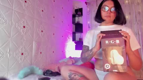 Lola online show from November 14, 11:56 am