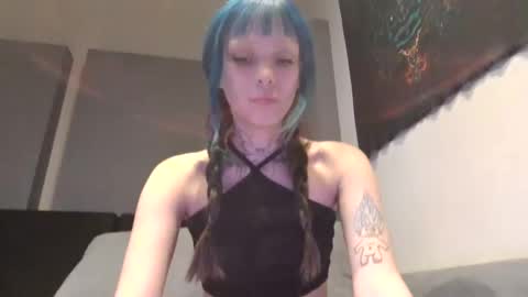Snapshot of loleeta69 chatting on December 9, 11:13 pm loleeta69 online show from December 9, 11:13 pm