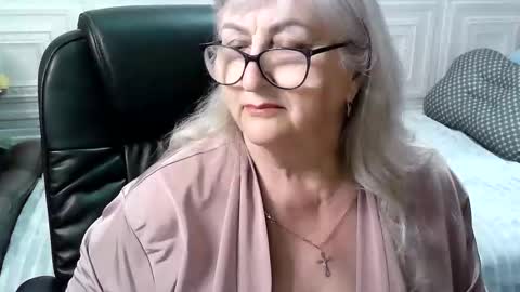 LolkaAlyss online show from April 16, 8:09 pm