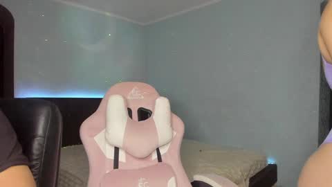 lollove24 online show from December 10, 5:17 am