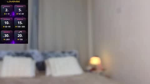 Mona online show from October 24, 2:18 pm