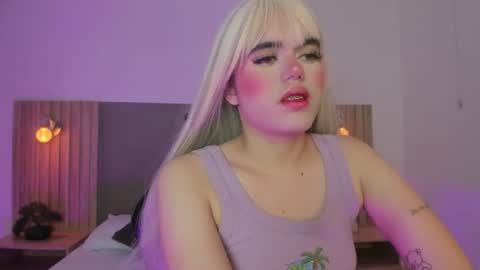 L O L Y online show from July 17, 2:35 am