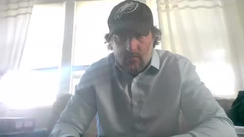 THE SEXIEST MAN ALIVE online show from November 17, 6:21 pm