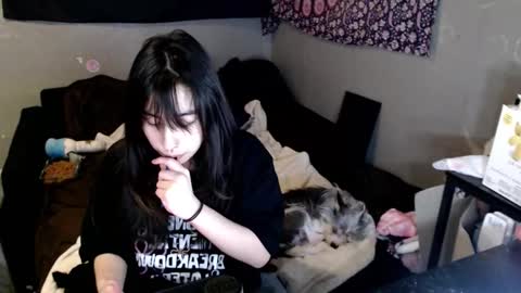 londonray online show from March 5, 12:52 am