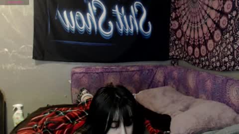 Snapshot of londonray chatting on September 12, 9:44 am londonray online show from September 12, 9:44 am