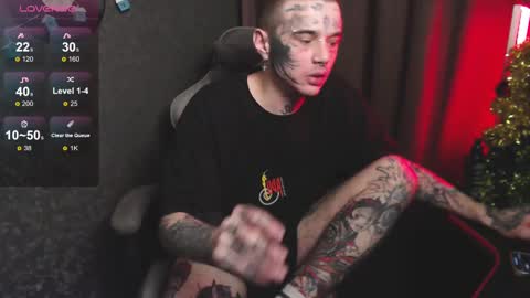 Chris online show from December 25, 4:54 pm