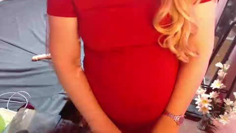lonelysofia6969 online show from May 22, 5:58 am