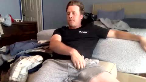 longjohnsilverskin online show from April 6, 7:04 pm