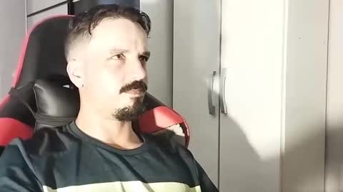 Lucas online show from February 25, 3:31 pm