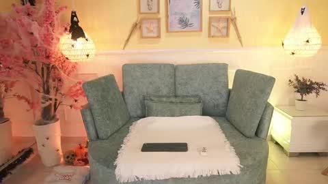 Loona Nyx online show from October 20, 11:37 am