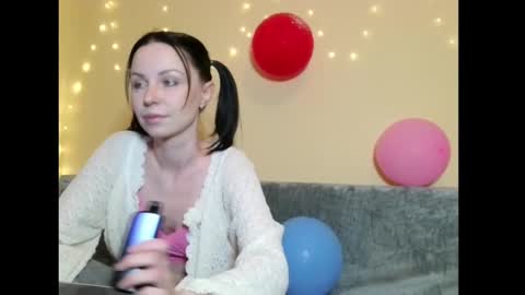 loonsey online show from March 6, 8:37 pm