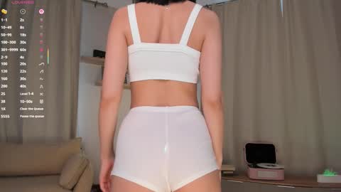 Lora control 2 min for every new Fan Club subscriber online show from February 13, 8:50 am