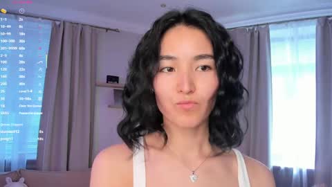 Lora control 2 min for every new Fan Club subscriber online show from April 5, 9:17 am