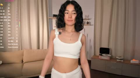 Lora control 2 min for every new Fan Club subscriber online show from April 17, 8:50 am