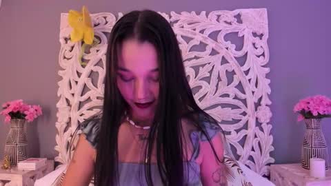 loraineblake online show from February 16, 1:20 pm