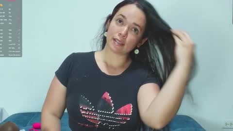 Loren Grey online show from April 4, 8:05 pm