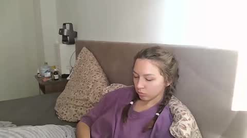 Lorelea cute online show from September 30, 12:04 pm