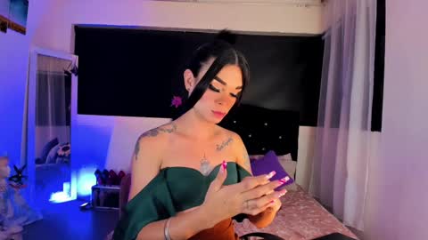lesly lorena online show from January 31, 6:57 am