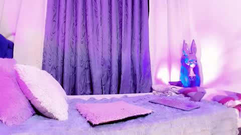 lesly lorena online show from February 14, 5:21 am