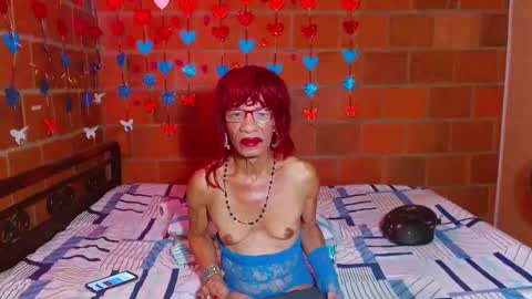 Lorena Capelli online show from September 27, 11:35 pm