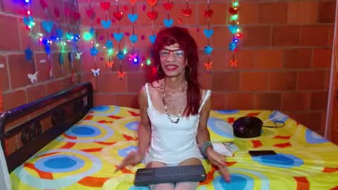 Lorena Capelli online show from February 27, 10:22 am