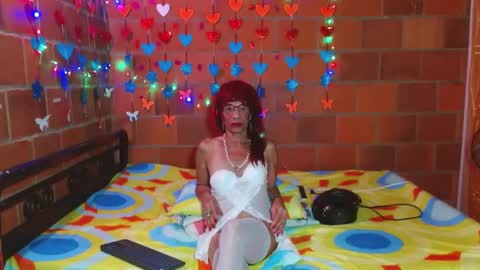 Lorena Capelli online show from February 25, 10:04 am