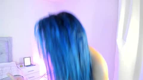 Snapshot of lorenallen_ chatting on February 9, 8:43 am Loren Allen online show from February 9, 8:43 am