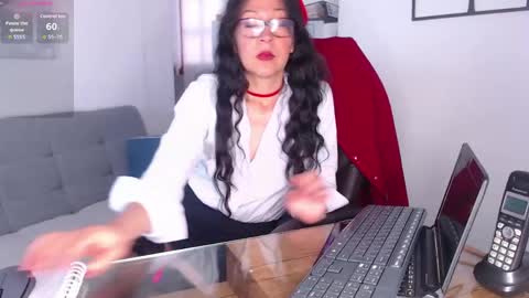 loretta_fraser online show from May 4, 1:06 pm