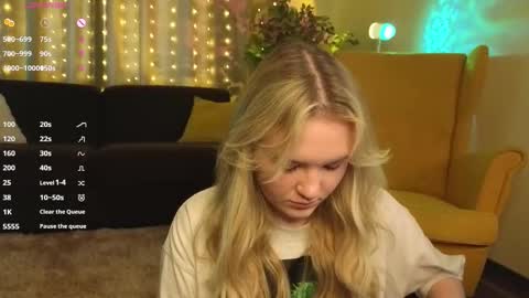 Alice online show from October 25, 7:51 am