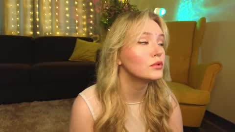 Alice online show from October 24, 7:09 am