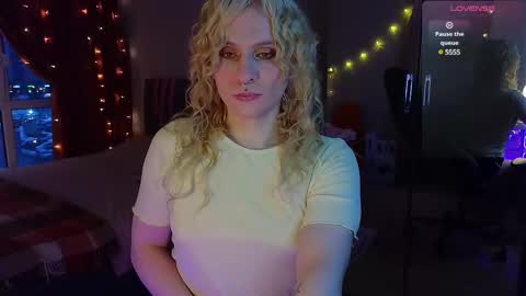 Lori -----------------------------------    online show from March 2, 3:27 pm