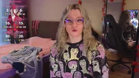 Lori -----------------------------------    online show from September 25, 3:41 pm