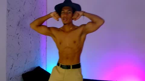 Lorian Vikel  online show from March 28, 3:52 am