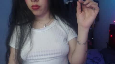 loriiiany online show from March 3, 7:26 am