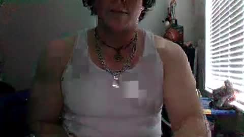 lostheghost19 online show from April 22, 7:10 pm