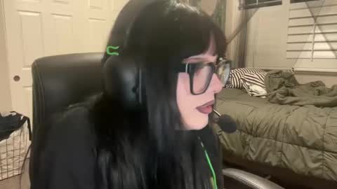 Lottiepoppie online show from September 21, 9:13 am