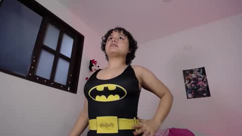 lou_cuteee online show from October 12, 2:37 am