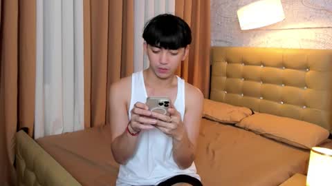 Snapshot of louieismy_name chatting on October 15, 7:53 am ignot ursh online show from October 15, 7:53 am