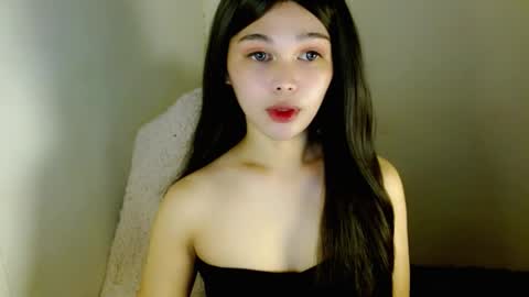 louilalicious online show from November 22, 11:35 pm