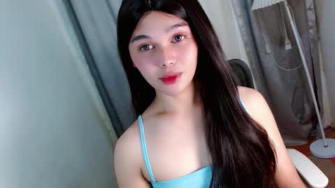 louilalicious online show from November 4, 10:16 am