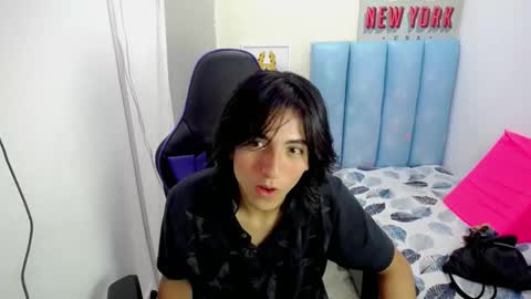louis_baltazar online show from September 14, 4:41 pm
