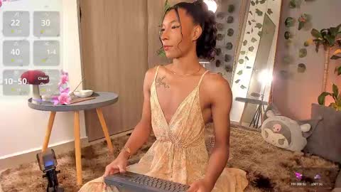 Louis Valdz online show from April 28, 1:58 am