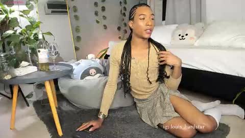 Louis Valdz online show from November 2, 11:38 pm