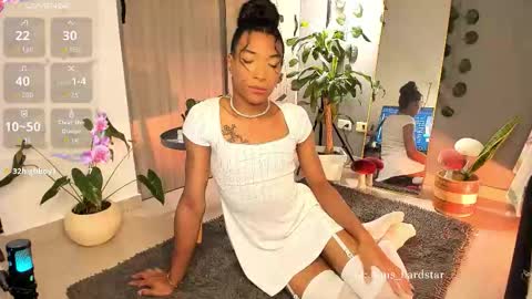 Louis Valdz online show from October 18, 4:22 pm