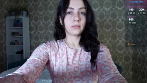 Louise online show from October 9, 10:43 am