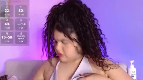 lourdes_moon22 online show from December 19, 12:44 pm