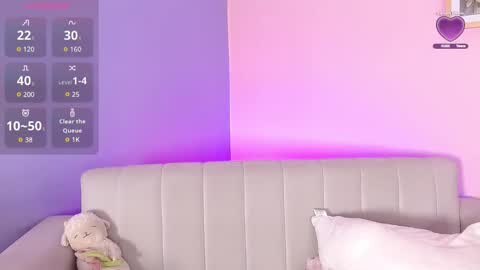 lourdes_moon22 online show from January 9, 12:55 pm