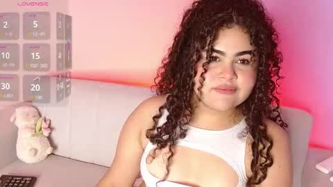 lourdes_moon22 online show from November 11, 1:57 pm