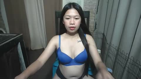 lovable_christine online show from October 7, 8:32 am