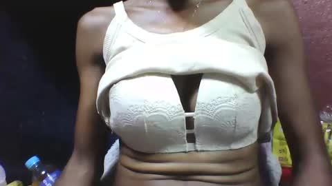 lovaelisa online show from November 8, 9:34 am